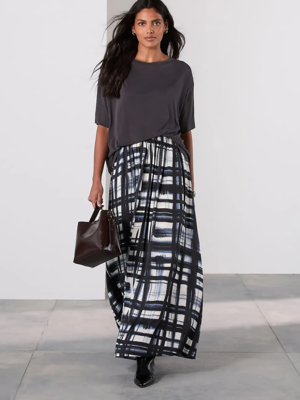 À carreaux Crème/bleu marine - Jupe maxi plissée en satin