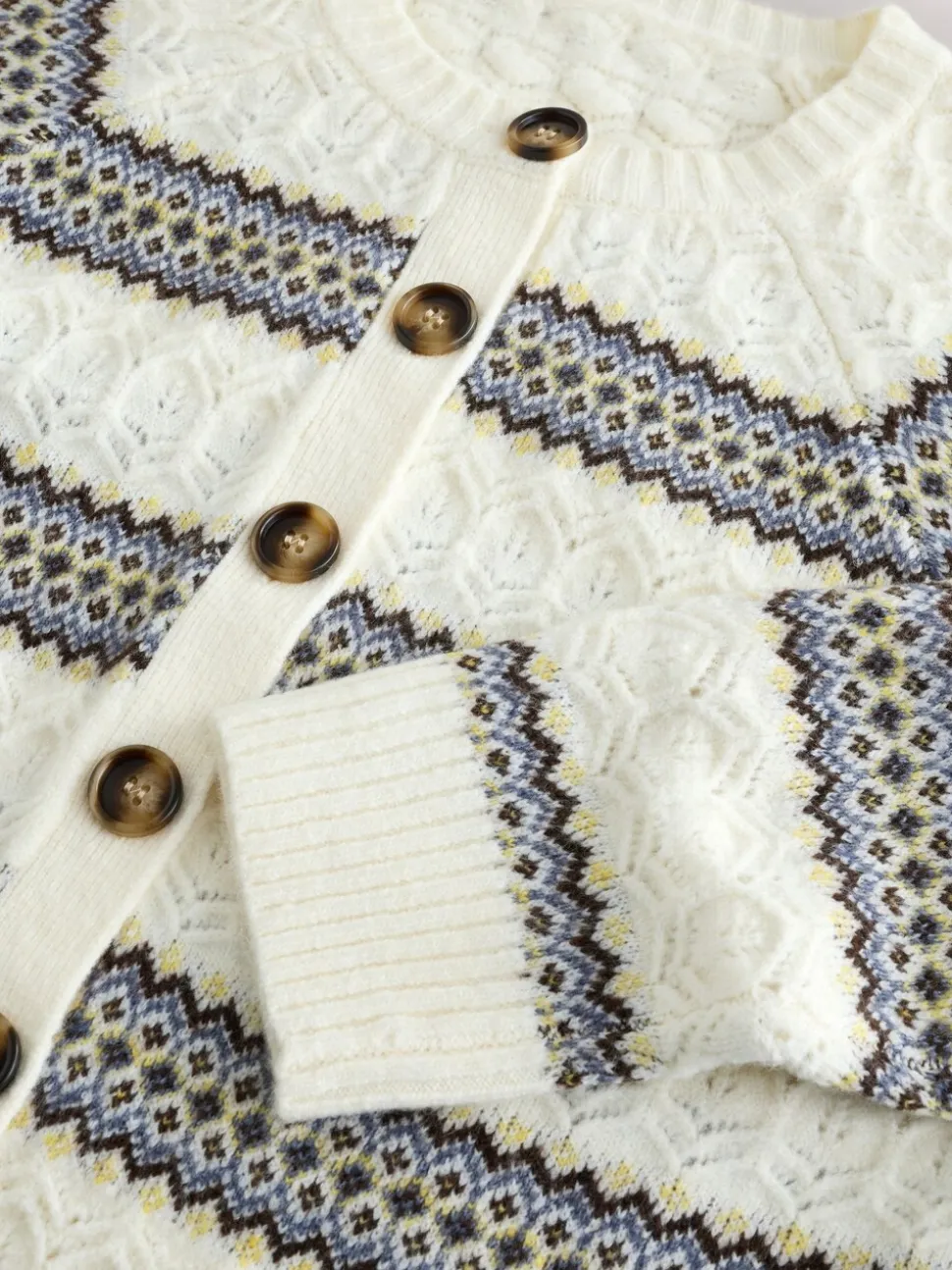 À rayures - Cardigan Laura Ashley en maille torsadée
