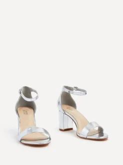 Argent - Linzi Wide Fit Legacy à peine là des chaussures à talons blocs arrière fermés