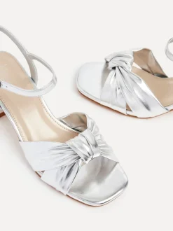 Argent - Sandales Linzi Charlotte à talons carrés avec nœud sur le devant