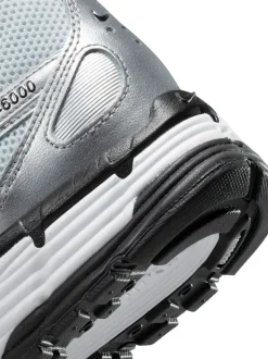 Argenté métallisé - Baskets Nike P6000
