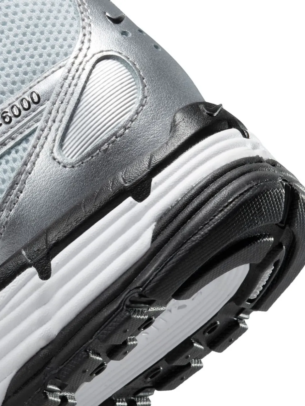Argenté métallisé - Baskets Nike P6000