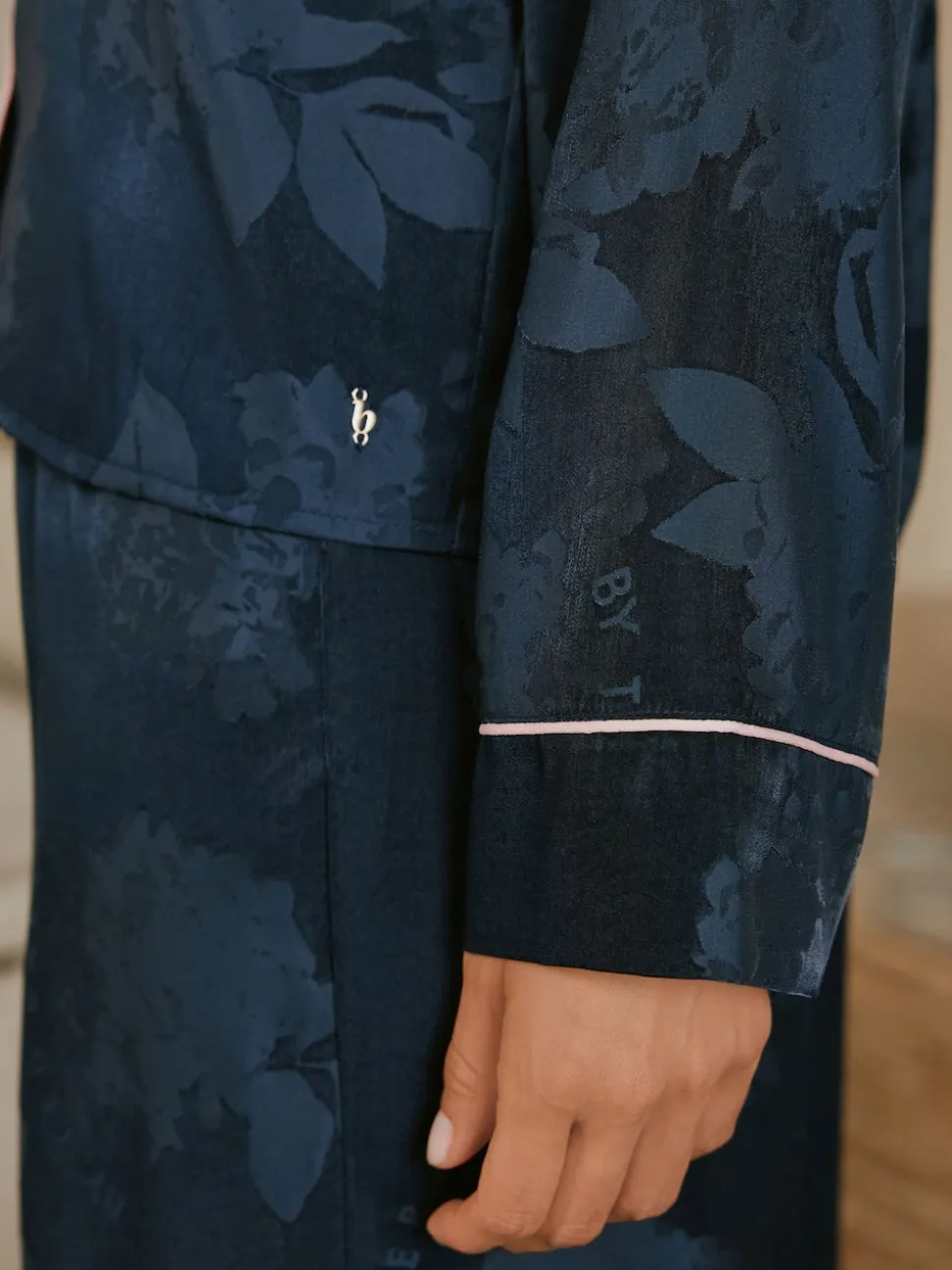 B by Ted Baker pyjama boutonné en jacquard bleu marine