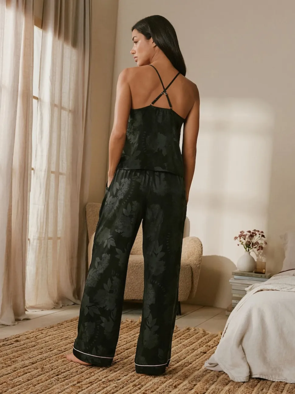 B by Ted Baker Pyjamas caraco Noir Fleuri en jacquard
