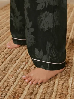 B by Ted Baker Pyjamas caraco Noir Fleuri en jacquard