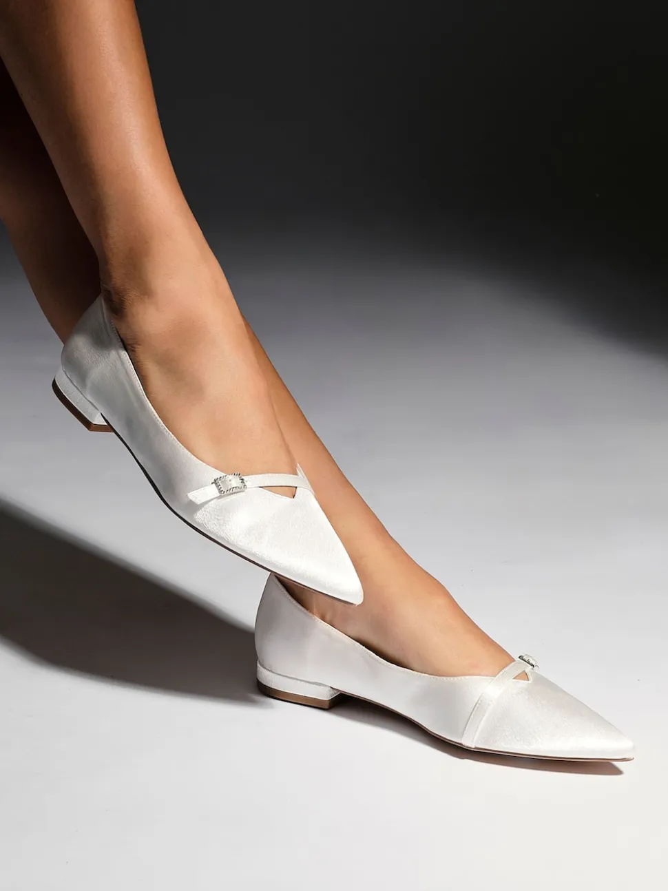 Ballerines Linzi Mariage à bout pointu avec boucle