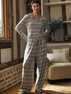 Bande grise - Pyjama confortable à manches longues