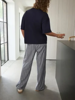 Bande marine - soi-même. Pyjama à manches courtes