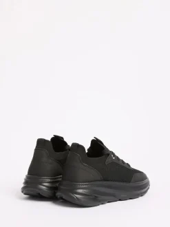 Baskets actives décontractées Friends Like These Lace Up Comfort