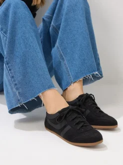Baskets Long Tall Sally Low Profile