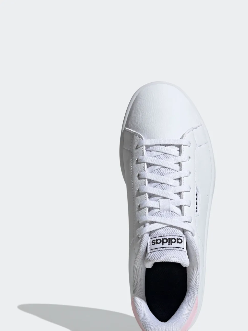 Blanc - adidas Urban Courts