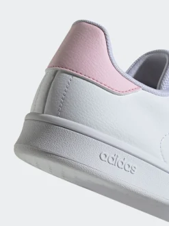 Blanc - adidas Urban Courts