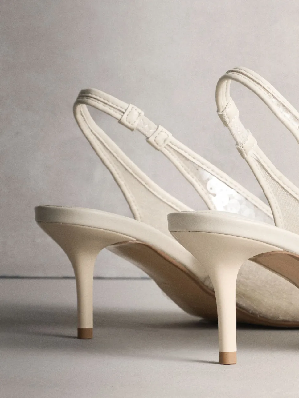 Blanc - Chaussures à talons Forever Comfort® à bout rond et à sequins