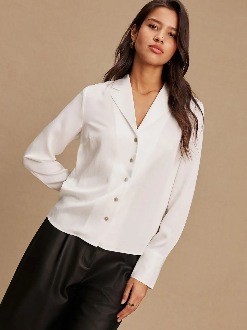 Blanc - Chemise à manches longues à col doux Revere