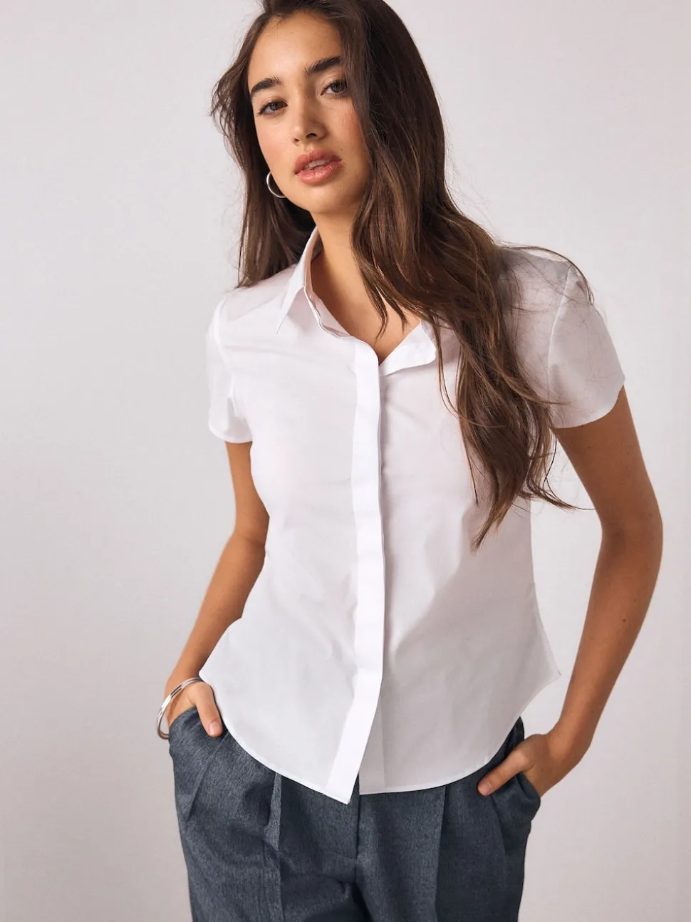 Blanc - Chemise Extensible ajustée Essential à manches courtes