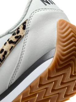 Blanc/imprimé léopard - Nike Pacific Trainers