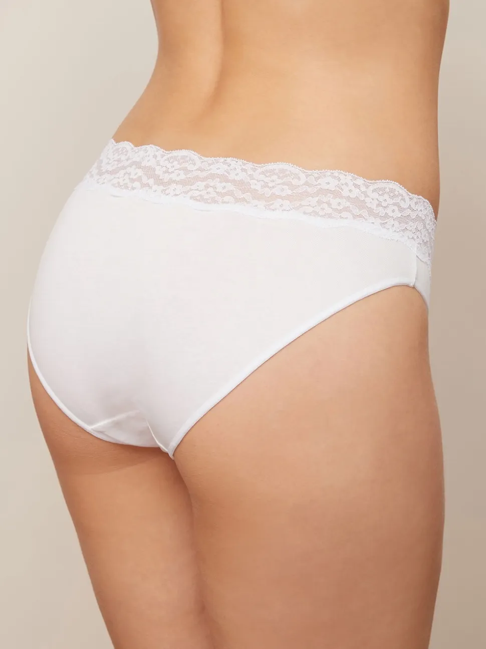 Blanc/Noir/Gris - Lot de 4 culottes en coton et dentelle