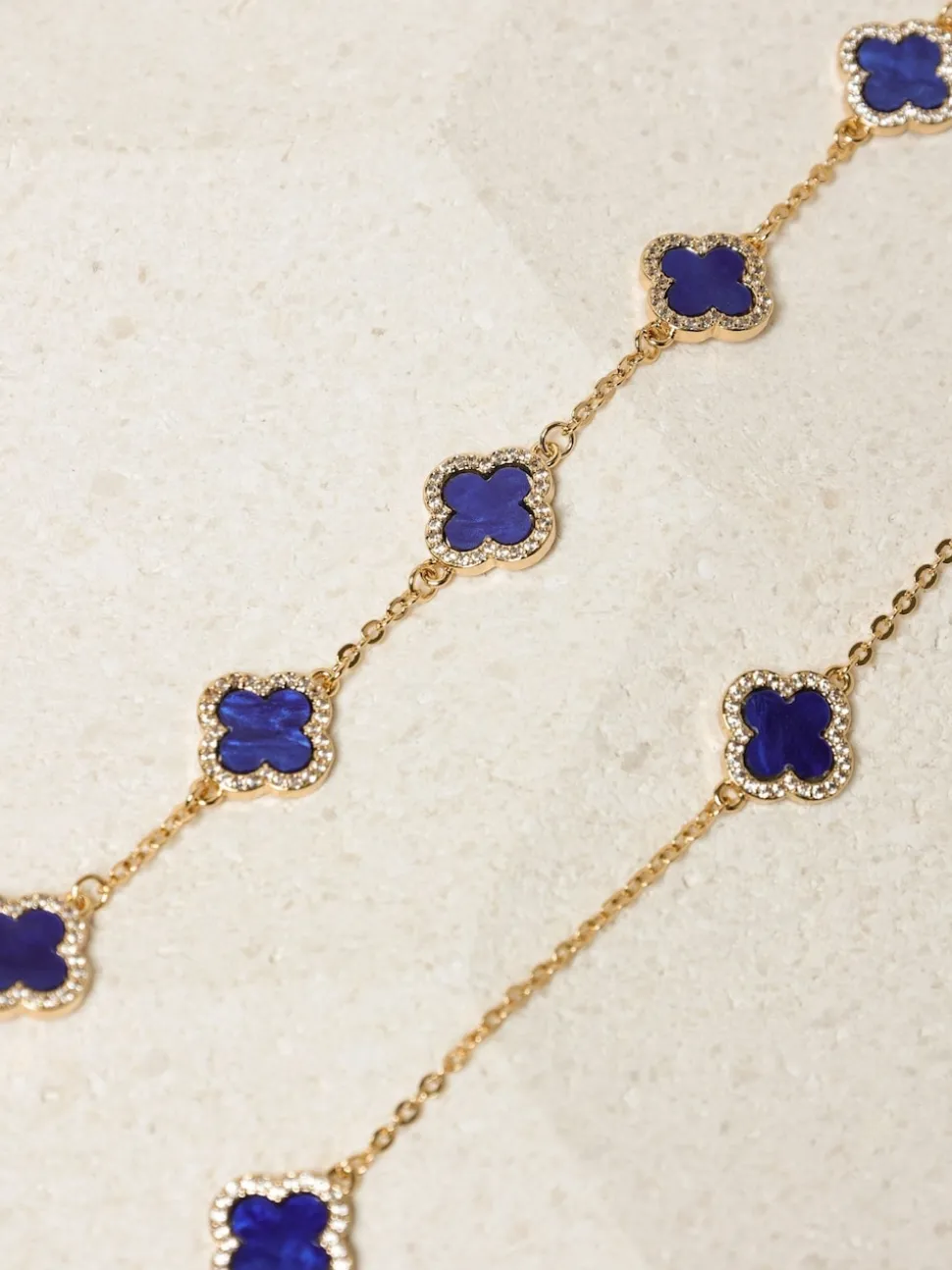 Bleu - Jon Richard Plaqué et Jets Collier de trèfles de station