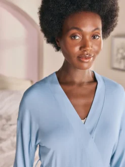 Bleu - Peignoir Laura Ashley en modal bordé de dentelle