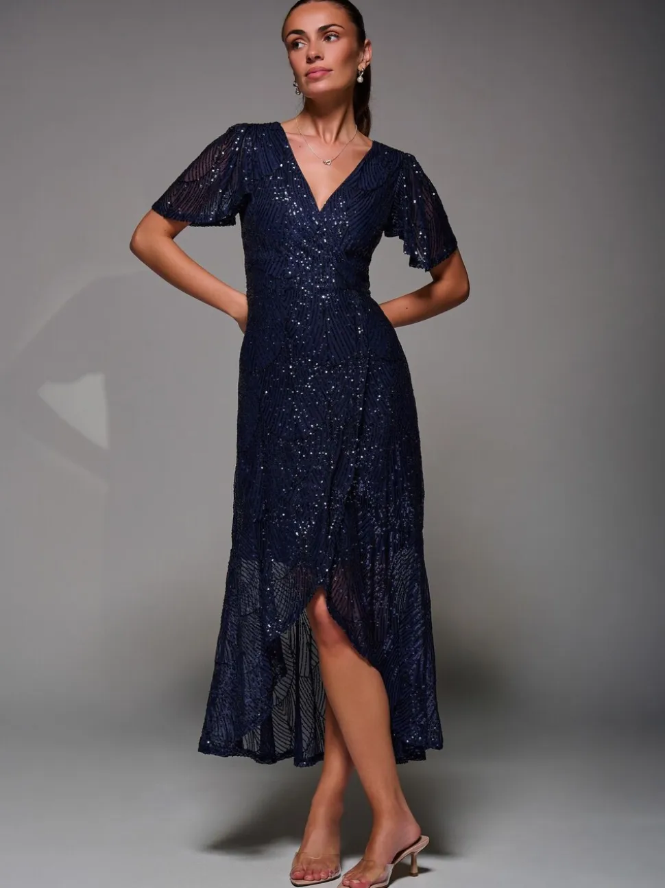 Bleu - Robe longue Jolie Moi à manches ange à sequins et ourlet à volants