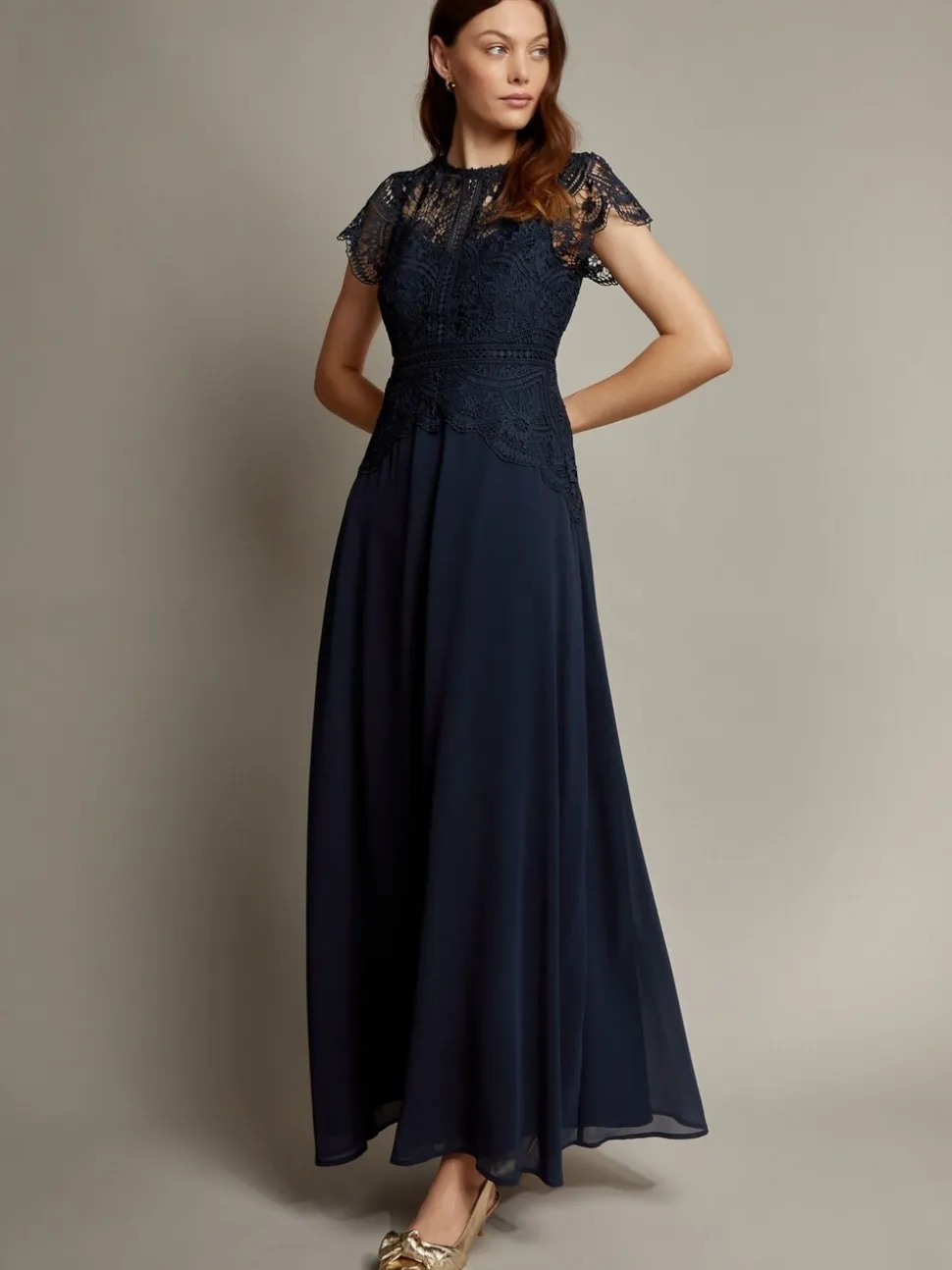 Bleu - Robe longue Monsoon Monica en dentelle