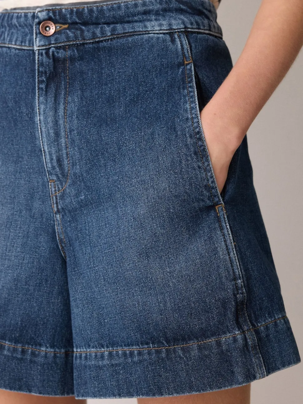 Bleu - Shorts Jigsaw Finton en Denim à coutures apparentes