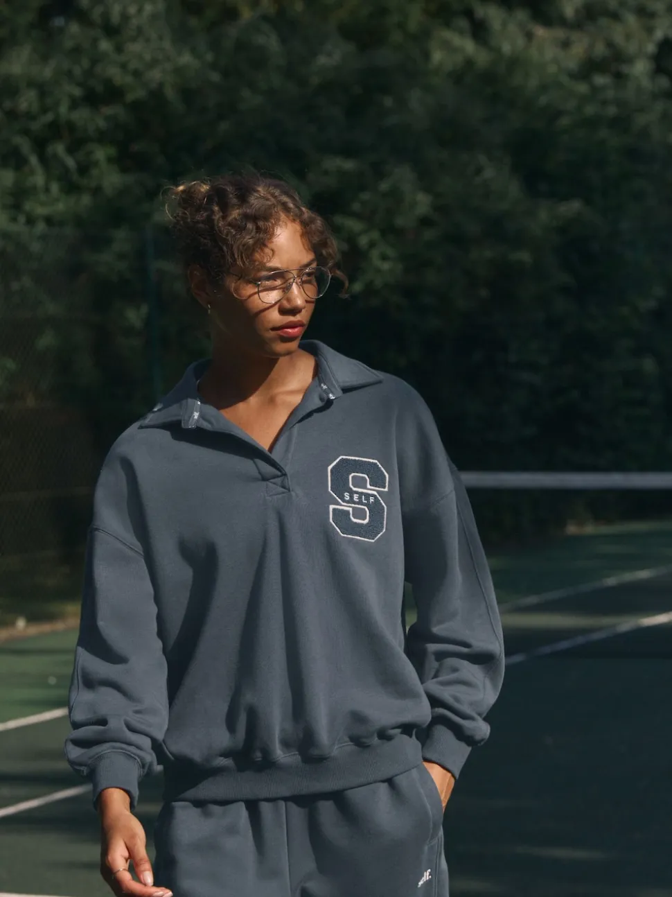 Bleu - soi-même. Sweat de rugby