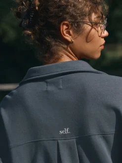Bleu - soi-même. Sweat de rugby