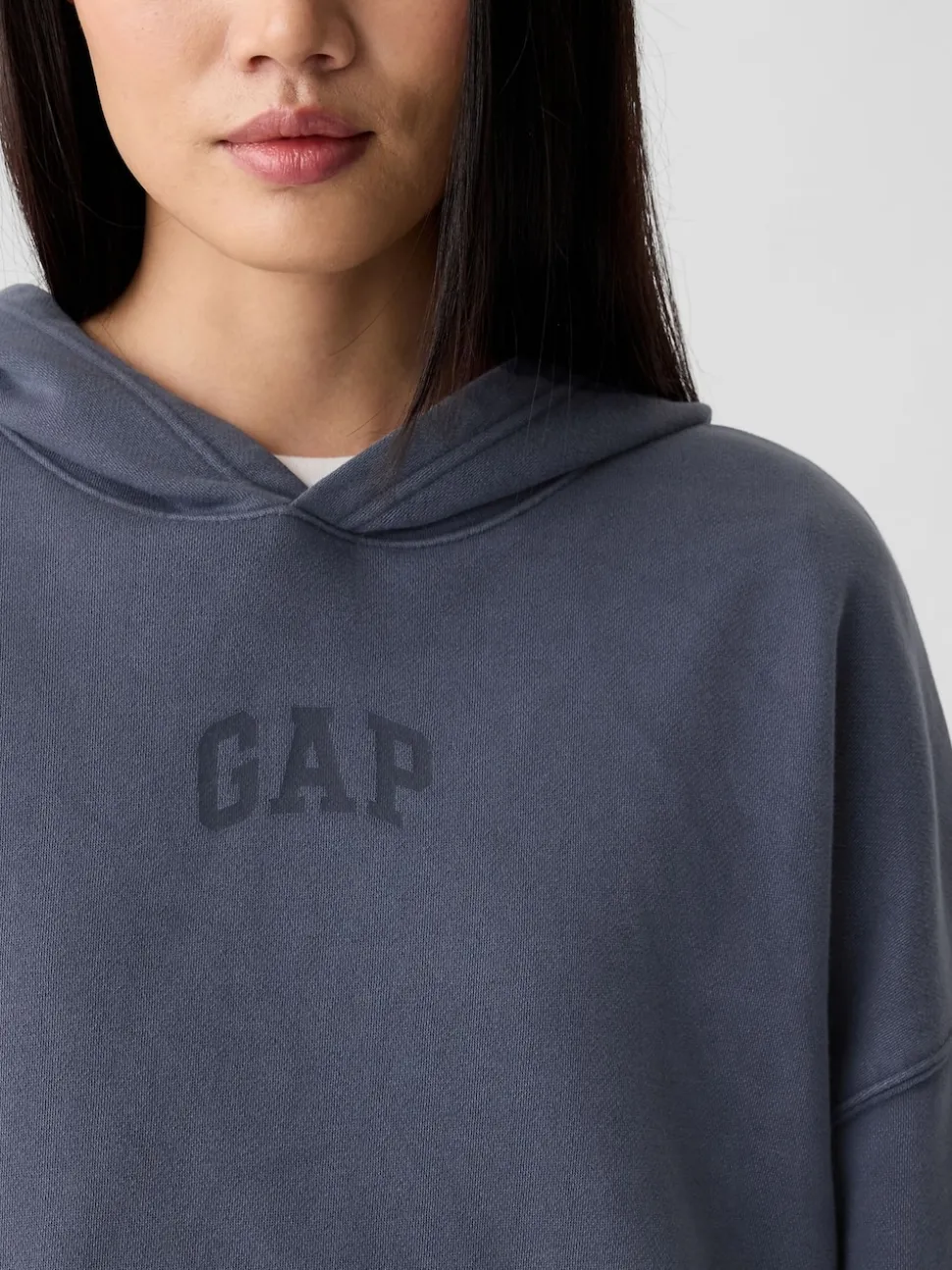 Bleu - Sweat à capuche Gap décontracté raccourci à mini logo