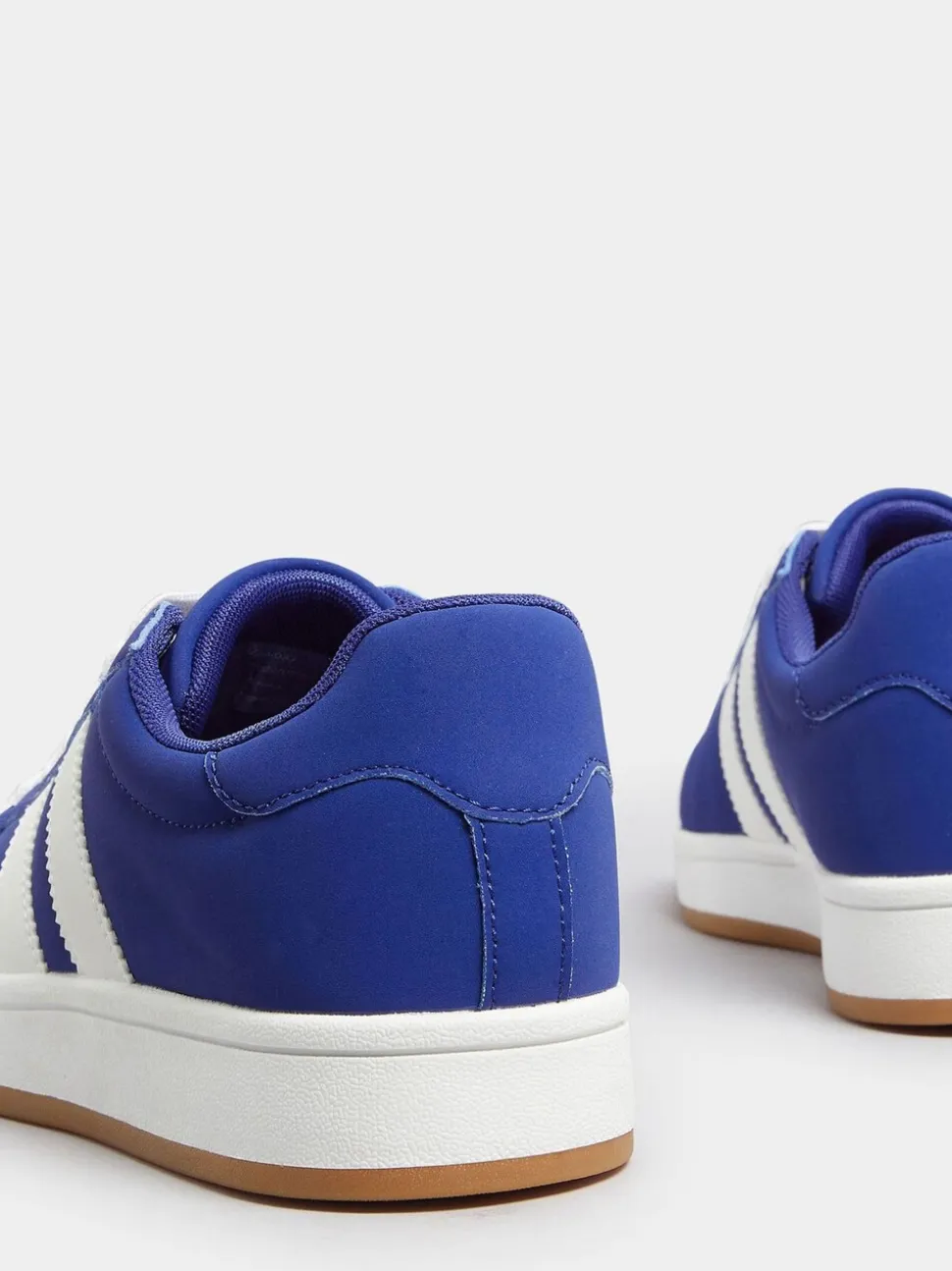 Bleu - Yours Curve Coupe large Padded Skate Trainers