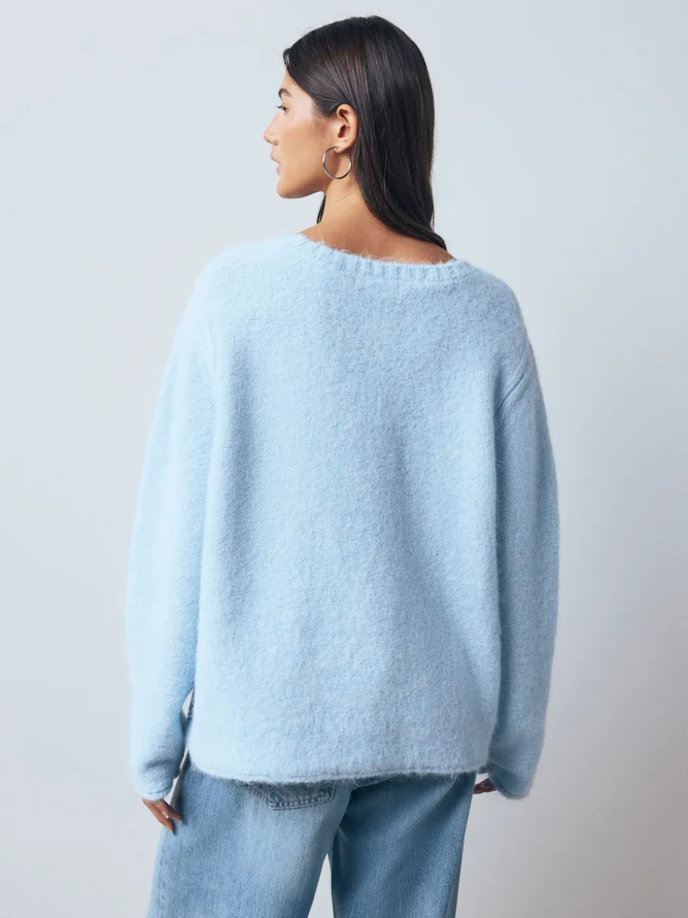 Bleu clair - Pull à col dégagé en laine