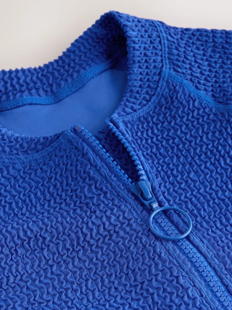 Bleu cobalt froissé - Maillot de bain rash à manches longues