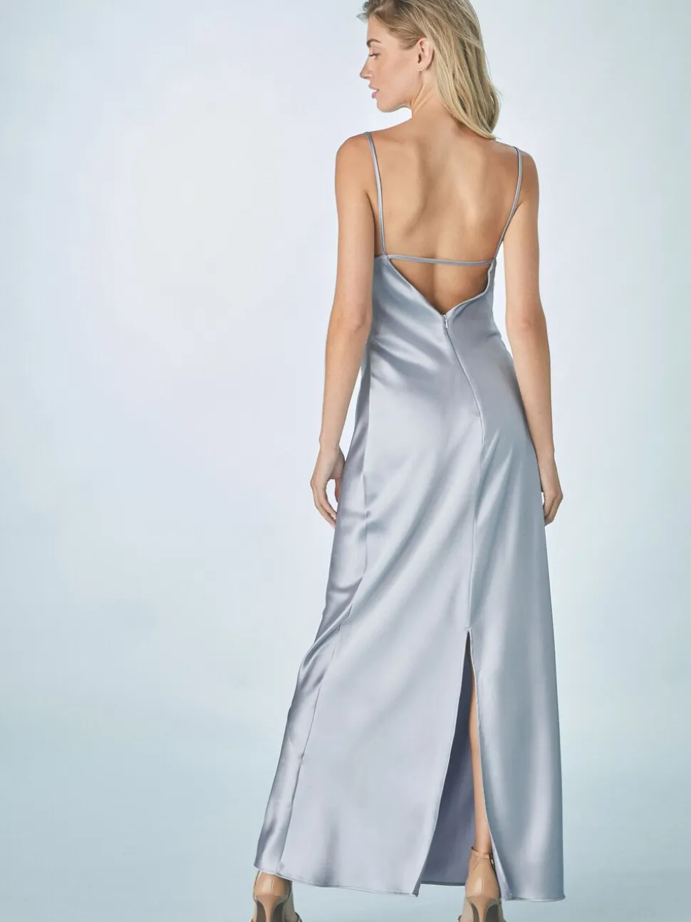 Bleu crépuscule - Robe longue de demoiselle d’honneur en satin à col bénitier pour mariage