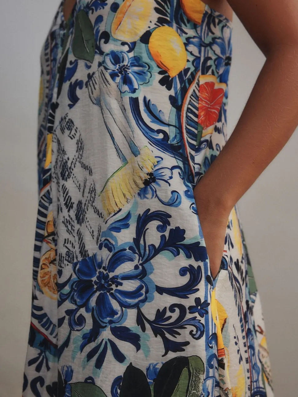 Bleu marine à fleurs - Robe longue Imprimé fruits volume