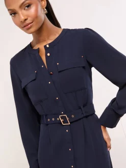 Bleu marine - Lipsy Robe chemise mi-longue boutonnée ceinturée à col mao