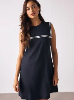 Bleu marine avec bascules écrues - Robe courte à col marin en lin