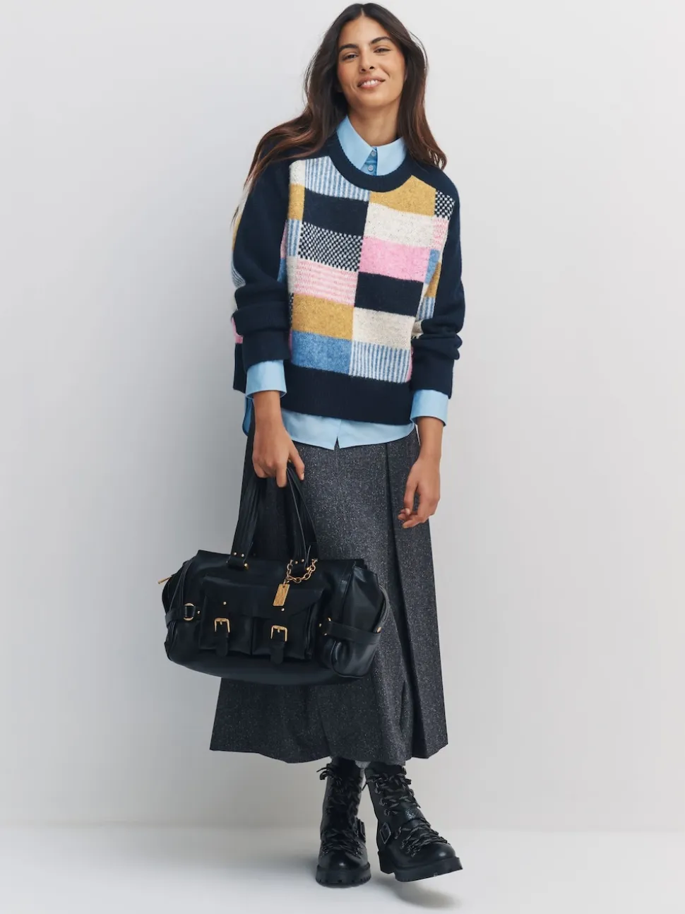 Bleu marine multicolore patché - Pull en maille à col rond en laine