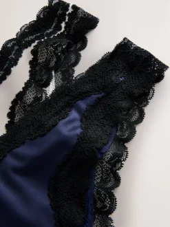 Bleu marine/Champagne - Lot de 2 culottes brésiliennes brillantes et bordées de dentelle