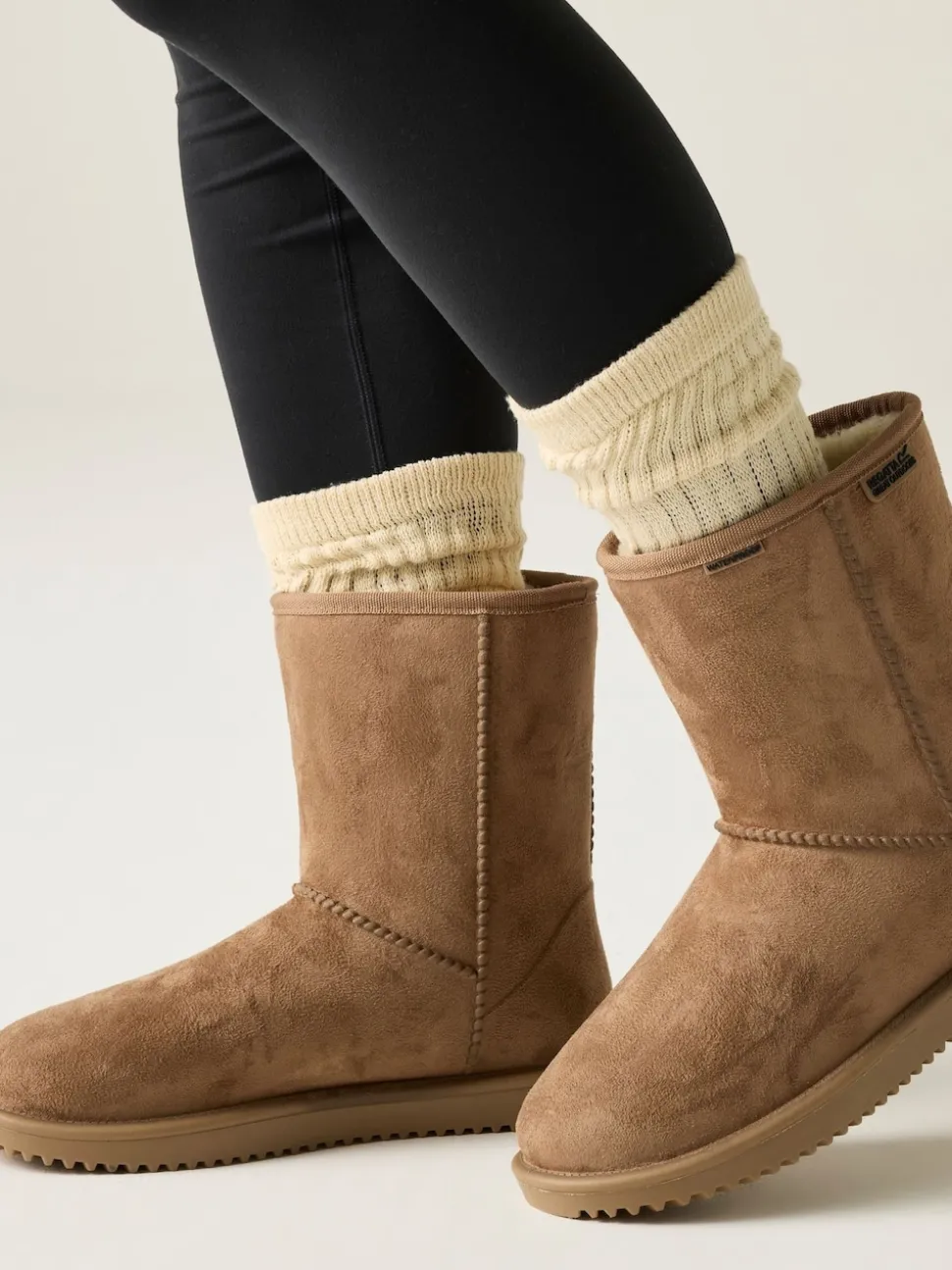 Bottes imperméables Regatta Risley mi-longues doublées de fausse fourrure