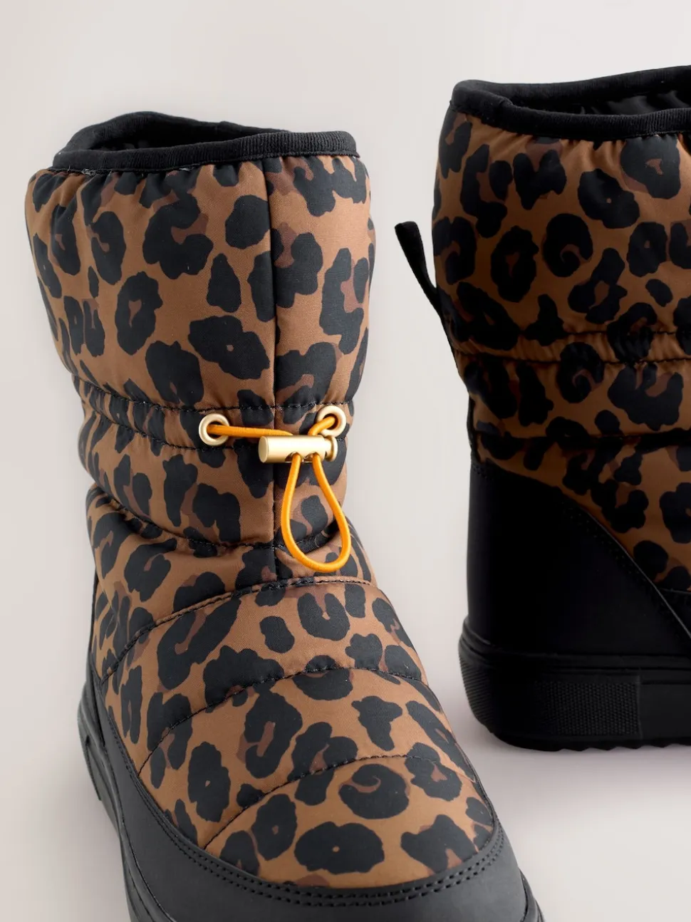 Bottes matelassées en nylon Never Fully Dressed