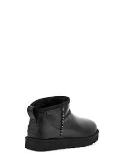 Bottes UGG Classic Ultra Court en Cuir