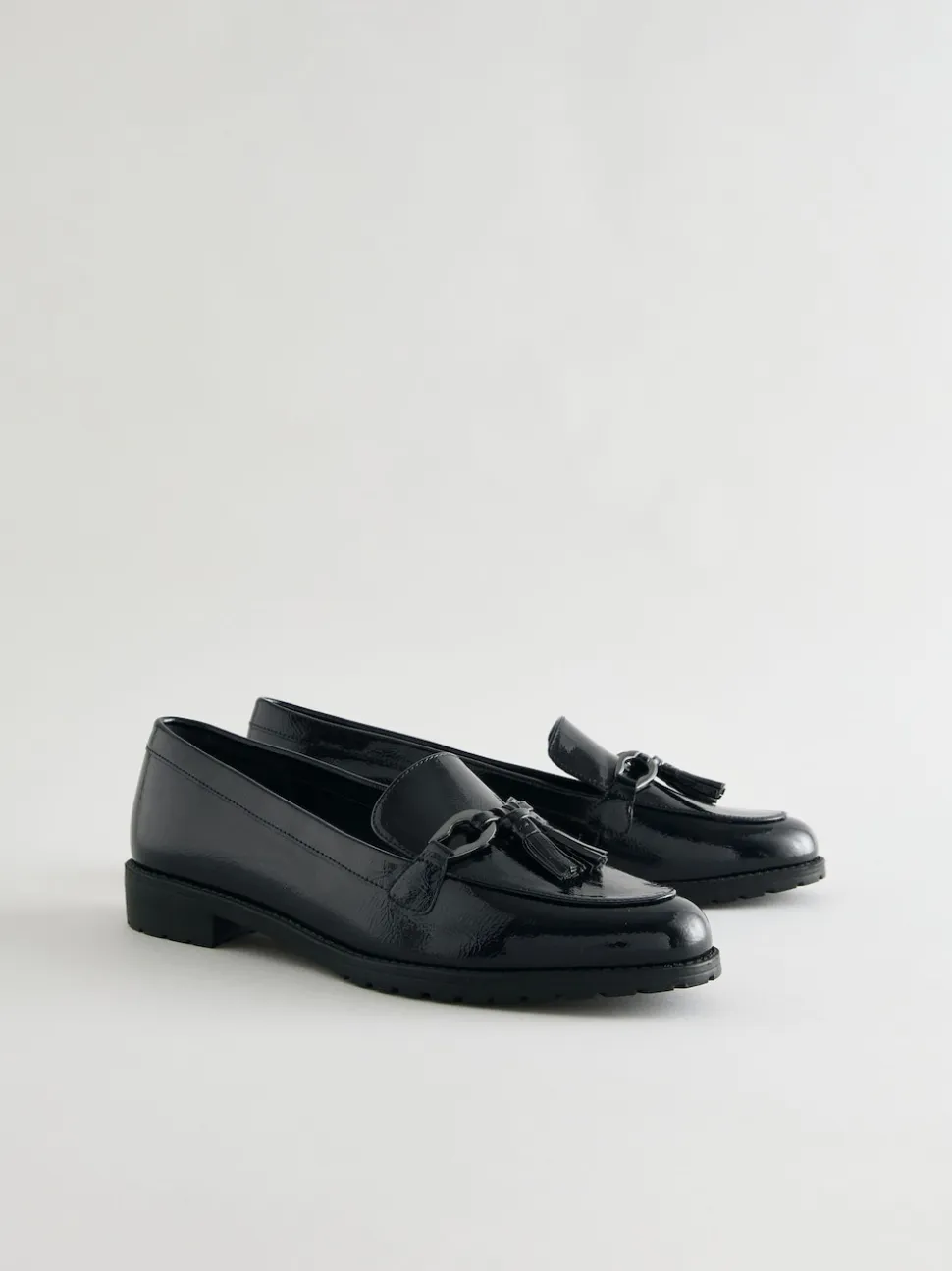 Brevet de la Marine - Mocassins vernis à glands avec détails métalliques