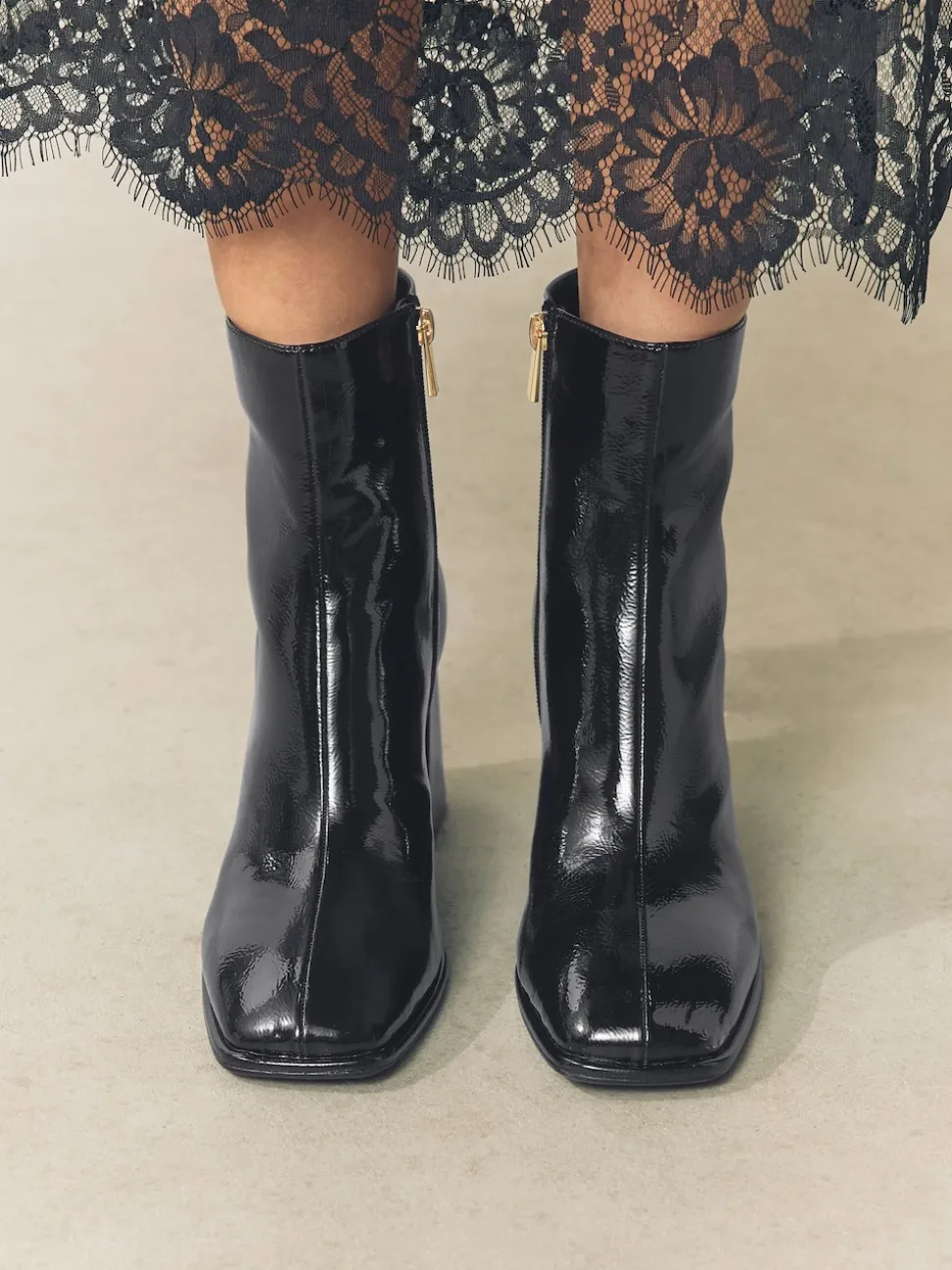 Brevet noir - Bottes à talon carré à bout carré Forever Comfort®