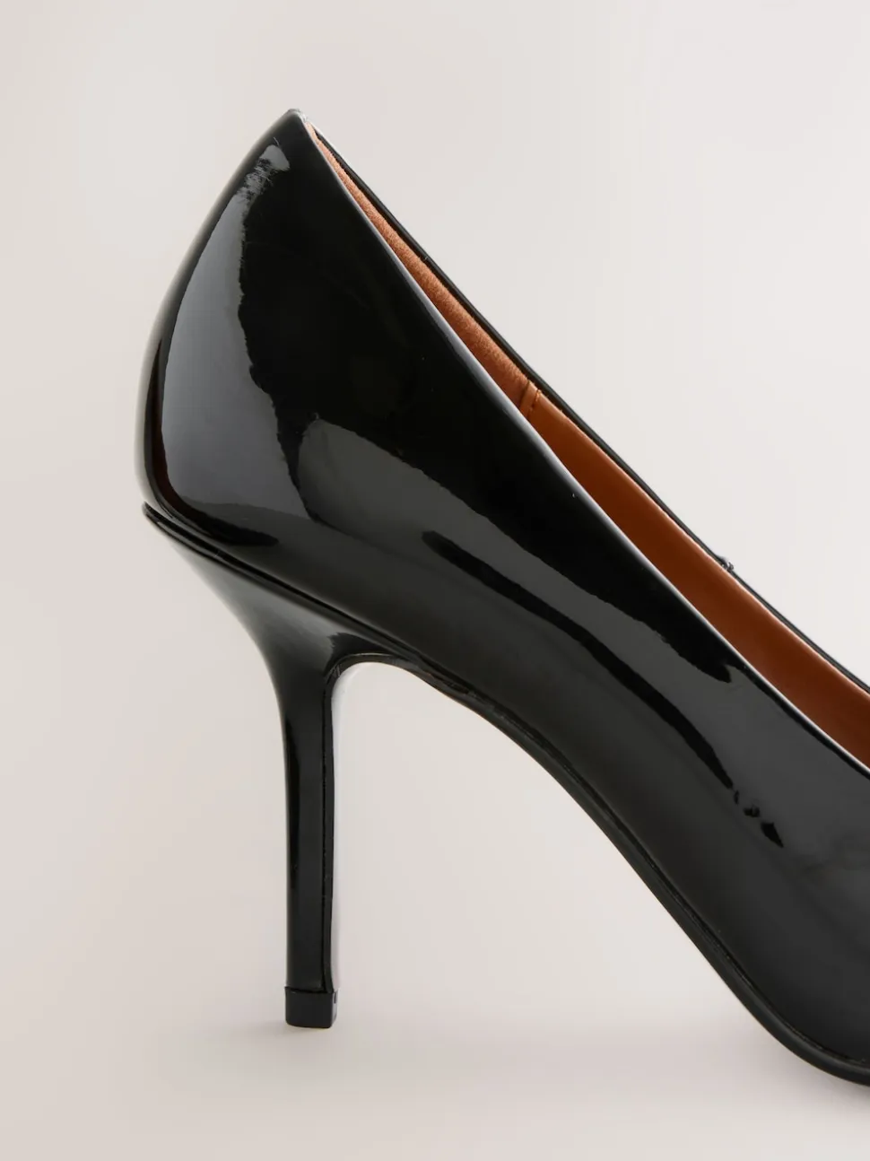 Brevet noir - Chaussures à talons Forever Comfort® à bout pointu