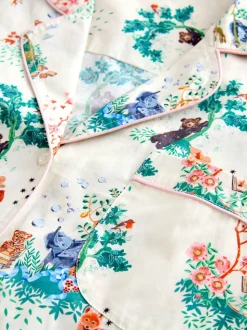 Cath Kidston pyjama Great Ormond Street Hospital boutonné