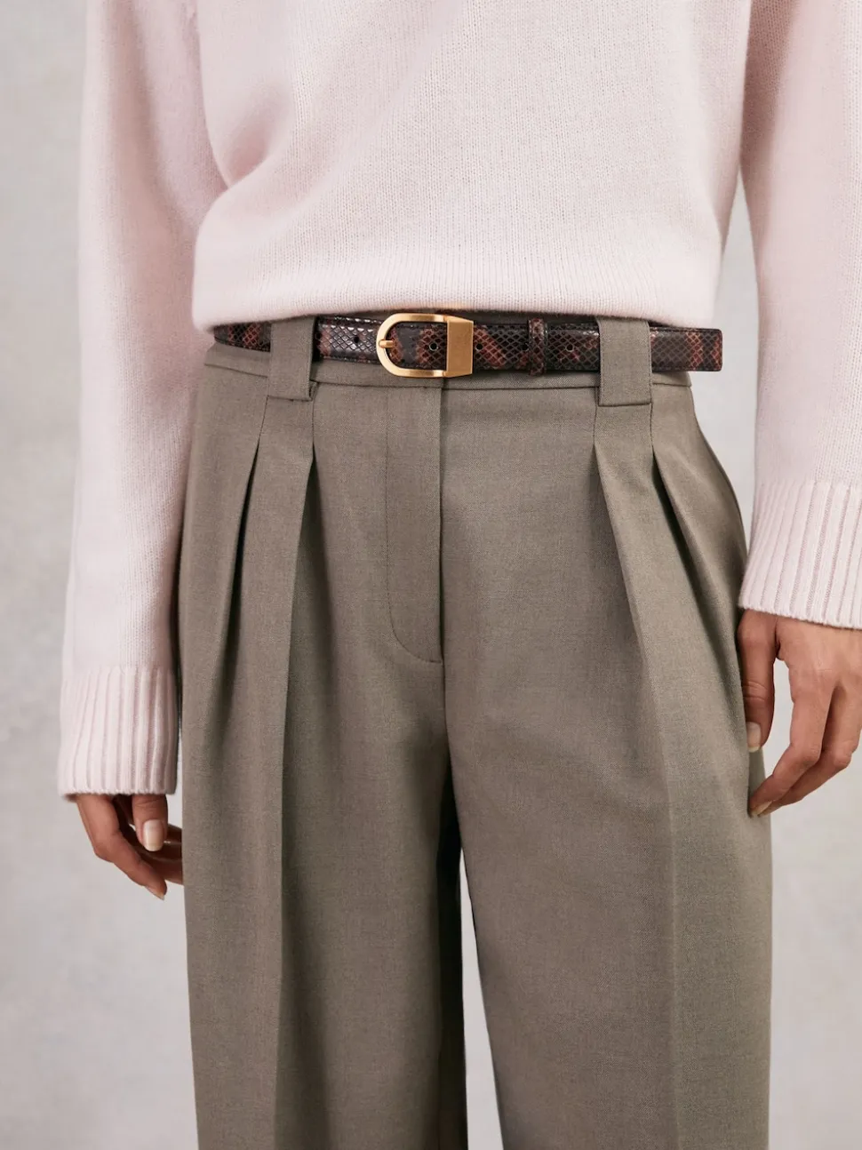 Ceinture en cuir à boucle incurvée Reiss Hazel
