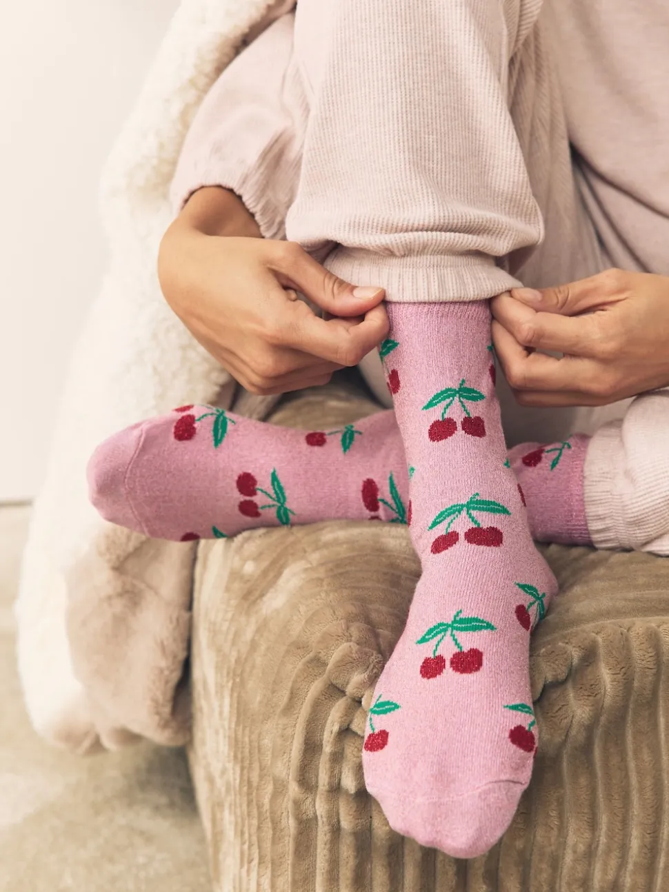 Cerises scintillantes - Lot de 1 paires de chaussettes en coffret cadeau