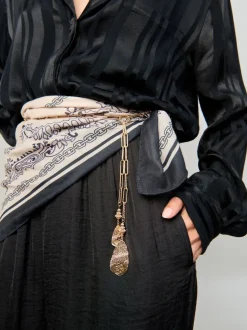 Écharpe Aela Modern Western noire