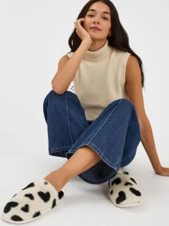 Chaussons mules duveteux Accessorize cœur