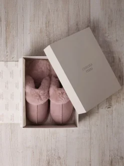 Chaussons mules en peau de mouton de Chelsea Peers